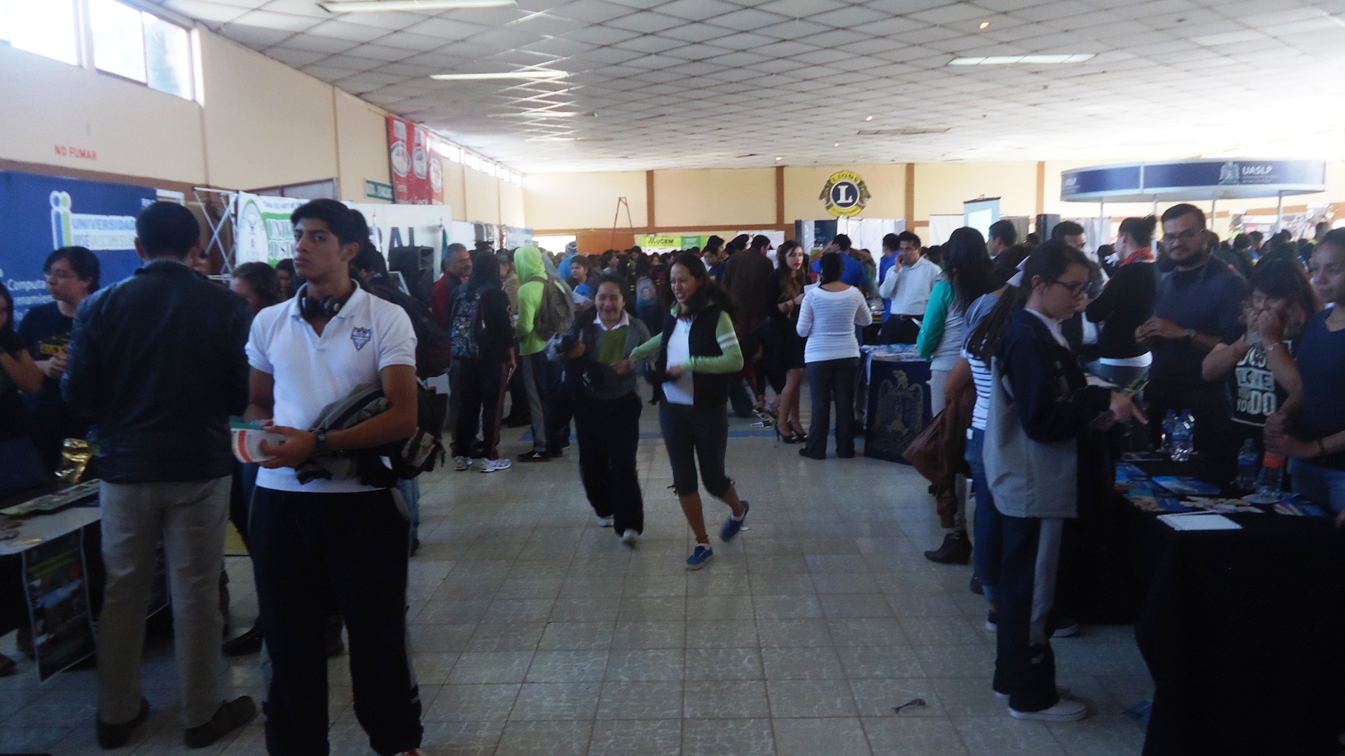 MÁS DE 1800 ESTUDIANTES ASISTIERON A LA NOVENA FERIA VOCACIONAL – El ...